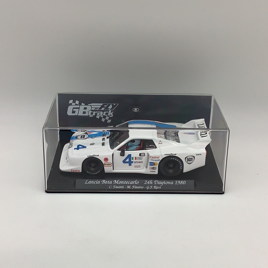 Slot car of a 1980 Lancia Beta Monte Carlo race car for FLY CAR GB31