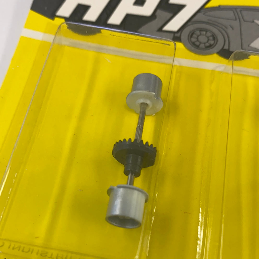 Axle components: gear, hubs, and shaft for rear axle assembly for Tyco 6578