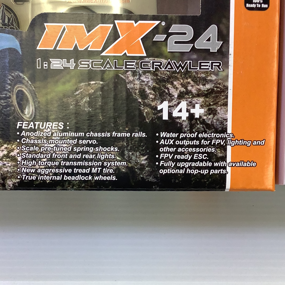 Remote-controlled 1:24 scale crawler with detailed features for IMX IMX25050