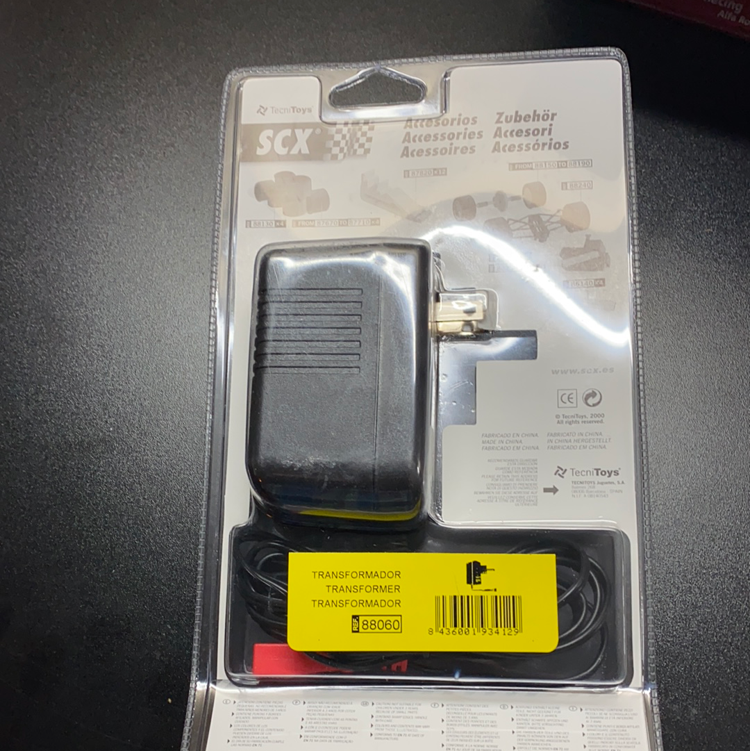 Power adapter for 1/32 scale model, 15V output, model 88060 for SCX
