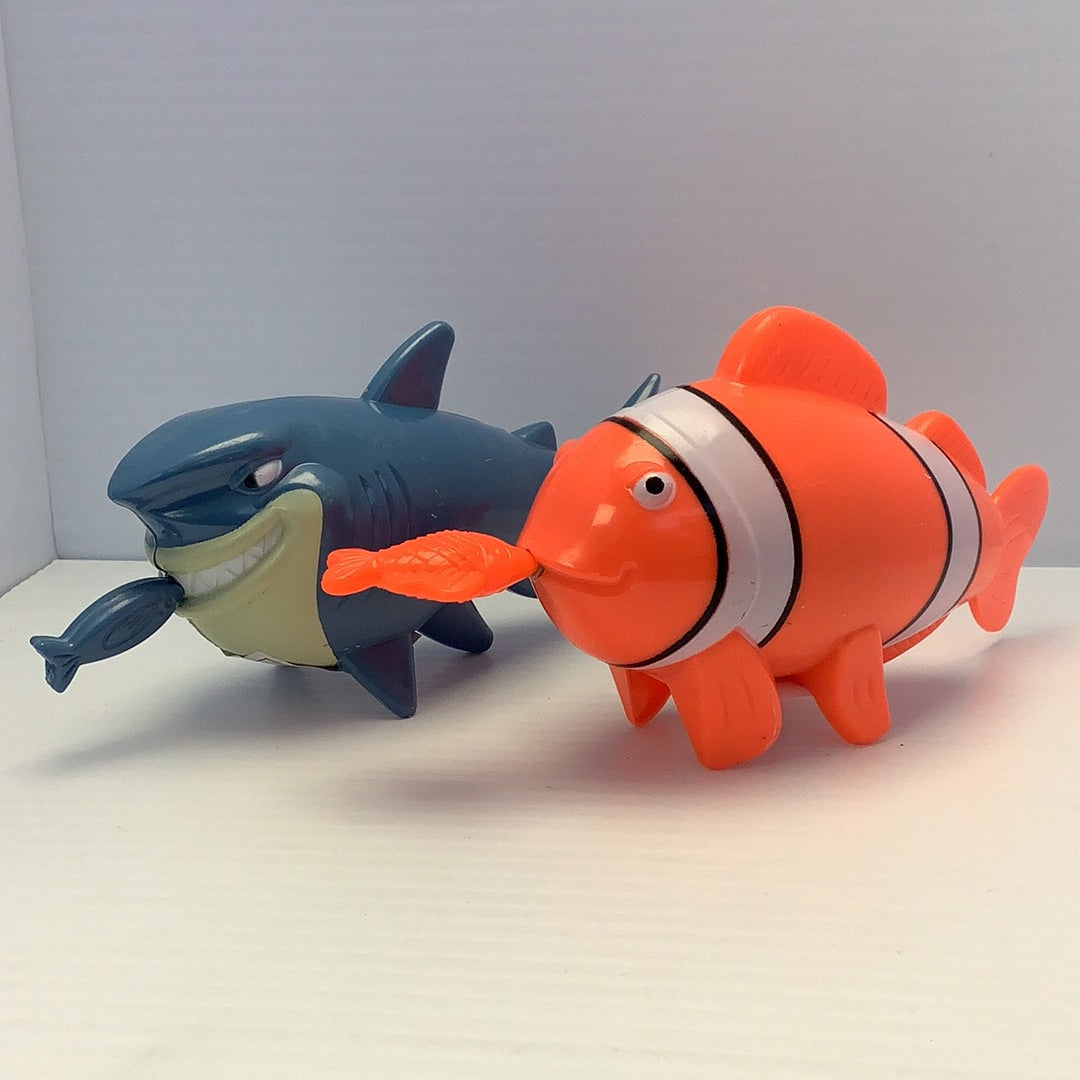 Shark and clownfish bath toys swimming together for BVP 88565