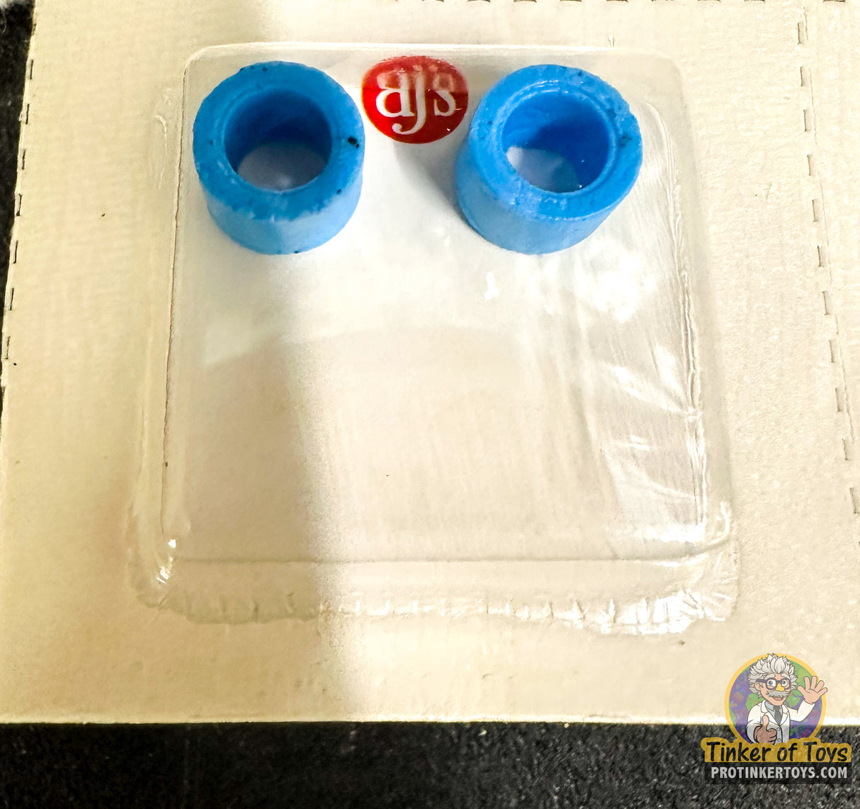 HO Tires Silicone Rusty Rd/ Wh/Bl | 761 | AJ Inc