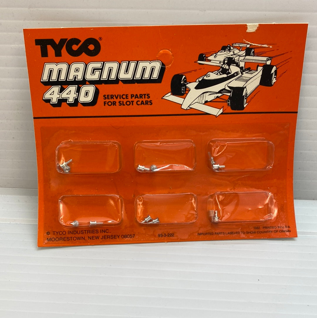Assortment of guide pins for Tyco Magnum 440 slot cars for 6549