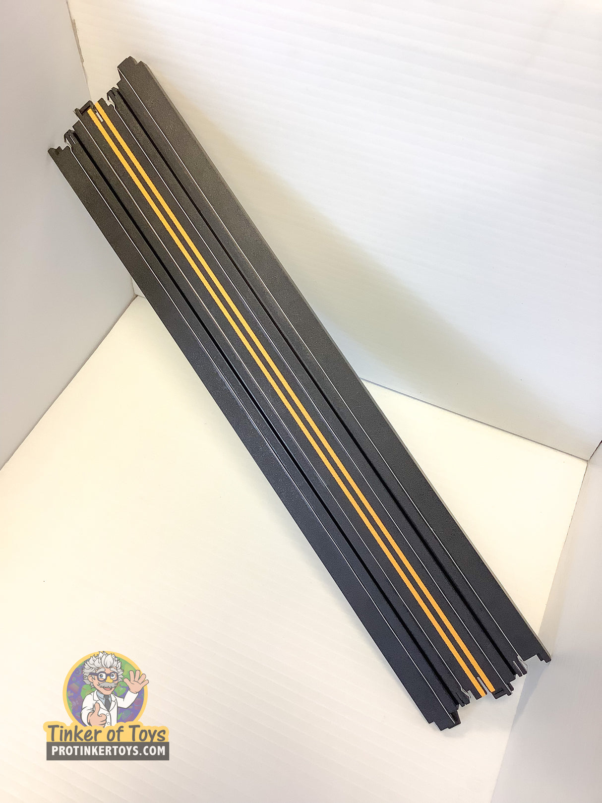 Auto World 15" Traxessories Straight Track BULK | 00171BULK | Auto World-Auto World-Yellow Lines - 2 Pack-ProTinkerToys
