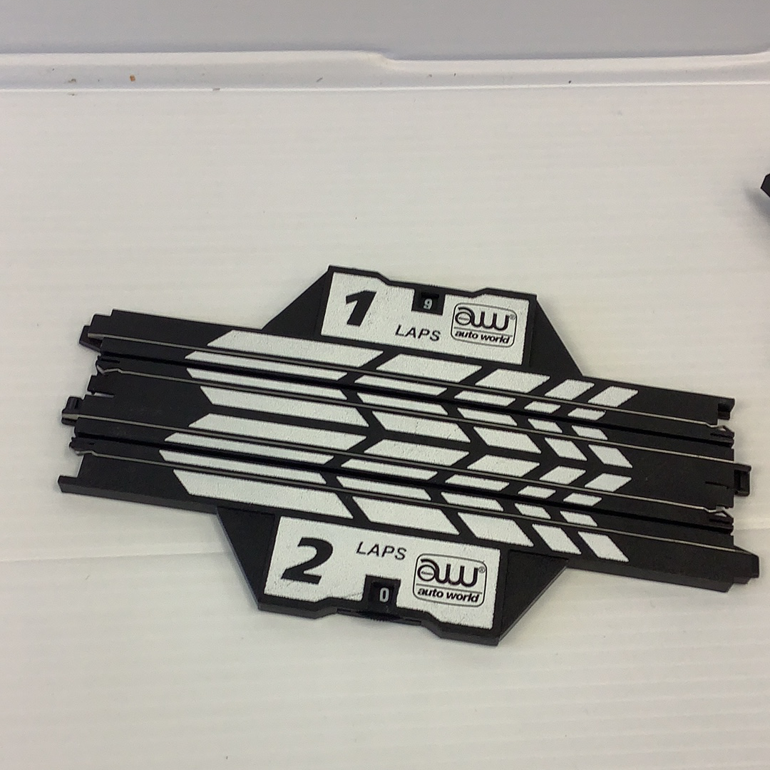 Auto World 9" Traxessories Lap Counter Track BULK | 00176BULK | Auto World-Auto World-White Lap Counter 00176-ProTinkerToys