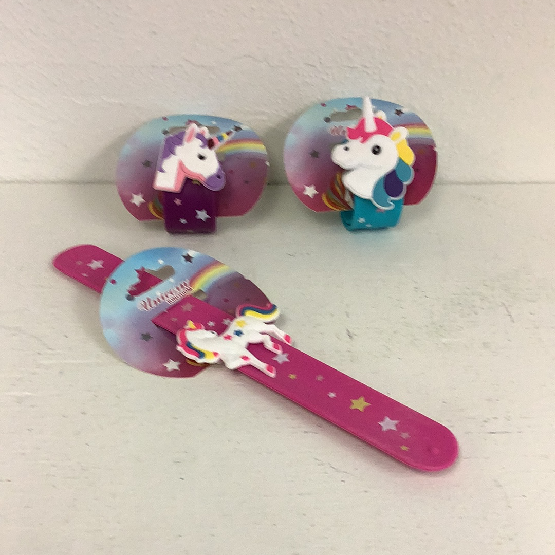 Assorted unicorn slap bracelets in various colors and designs for IMEX-Toys 87523NV, rear view