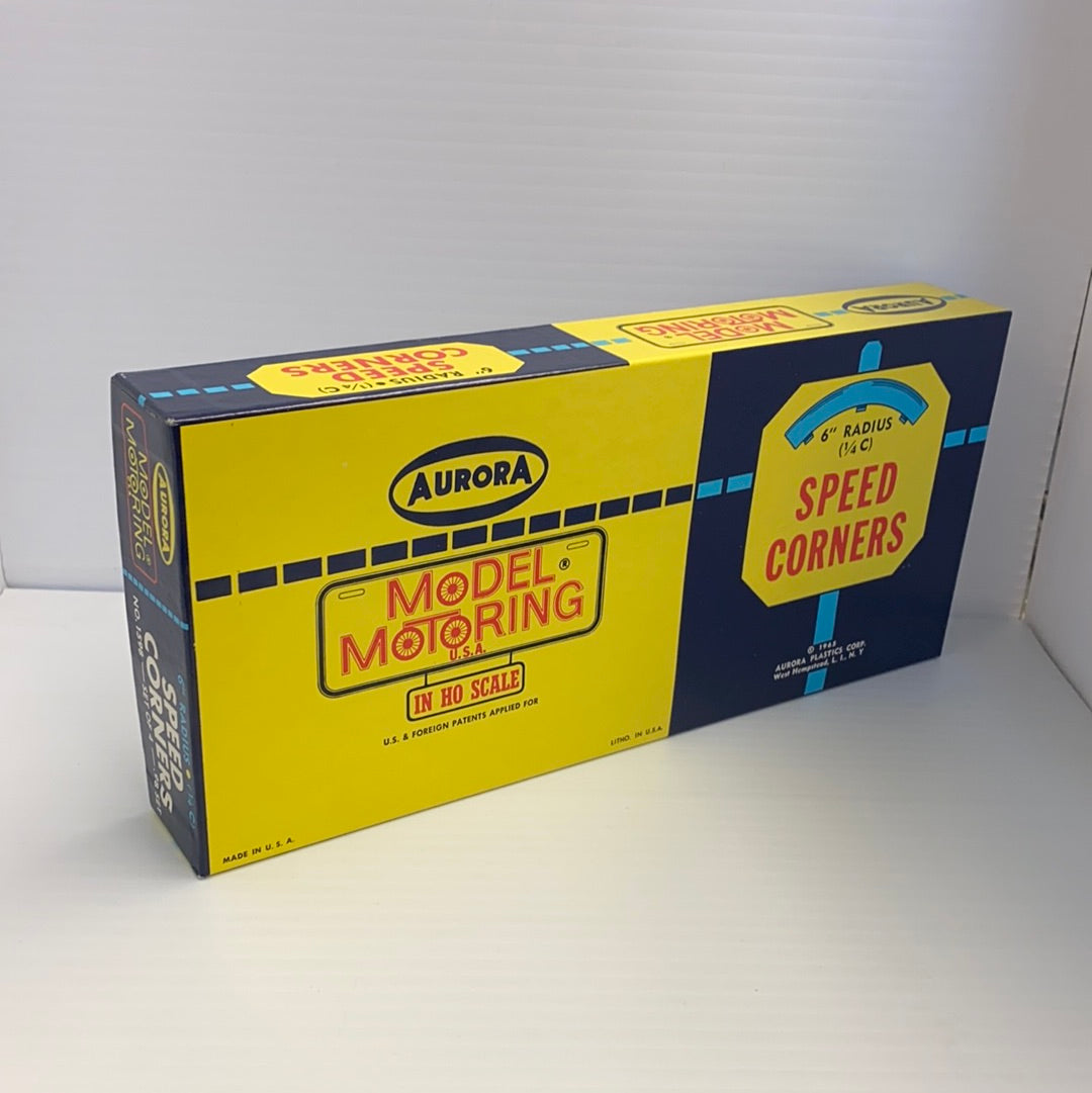Yellow box for model train speed corners, set of four for Aurora Model Motoring 1598