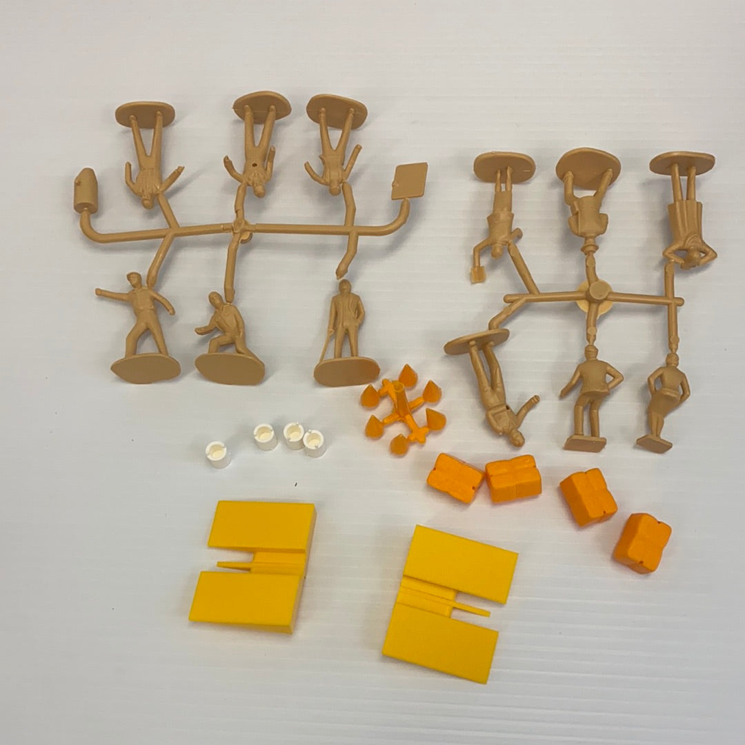 Unpainted 1/32 scale spectator figures and track accessories for model railway for HORNBY CC706, alternate track view