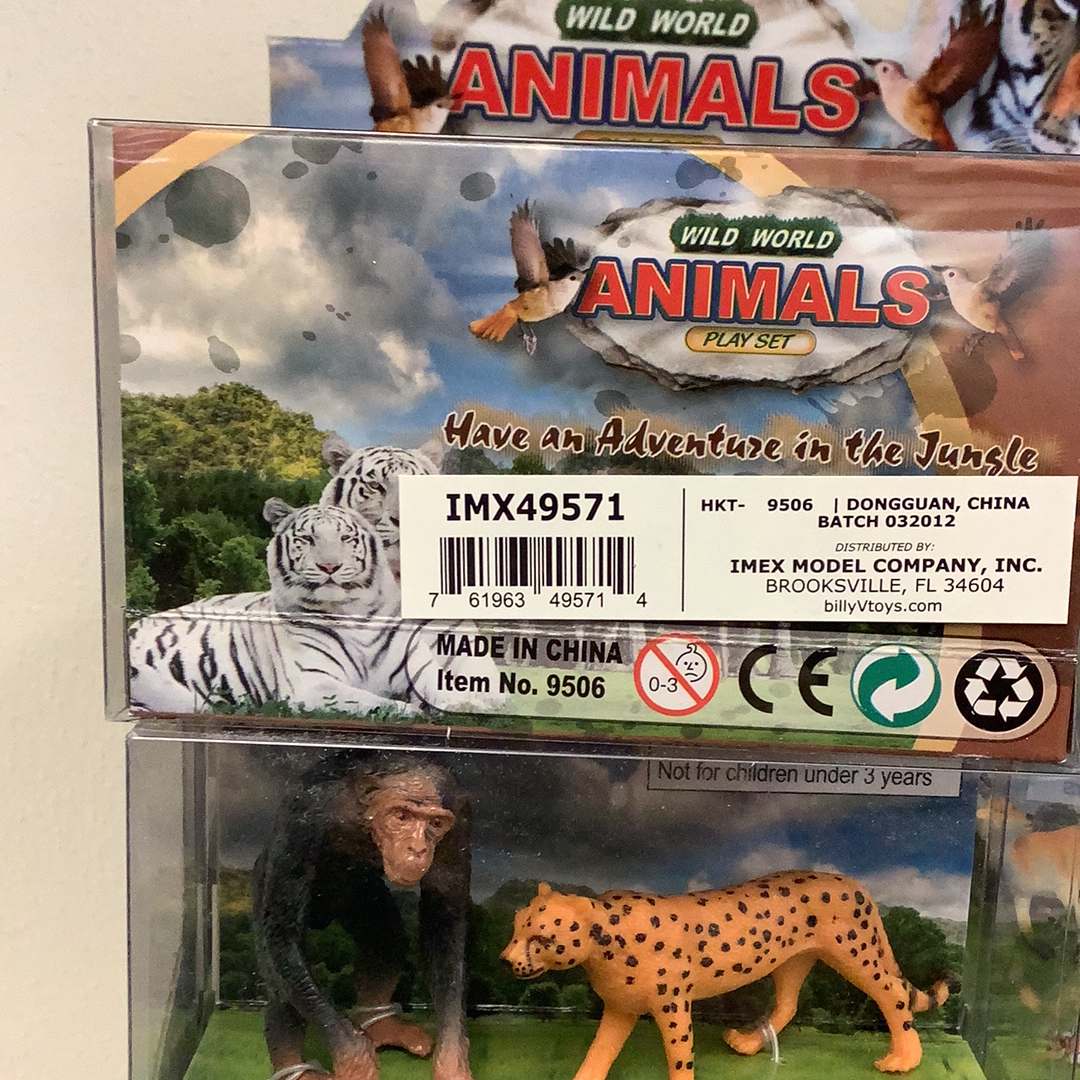 Wild World Animals play set display featuring jungle animals for Schylling IMX49571