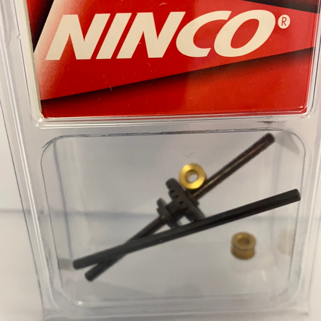 Black rear axle and small metal parts in clear plastic case for NINCO 80404