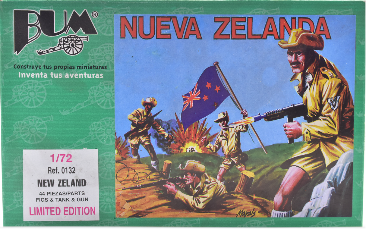 New Zealand soldiers with rifle and flag set for model building for Bum 0132