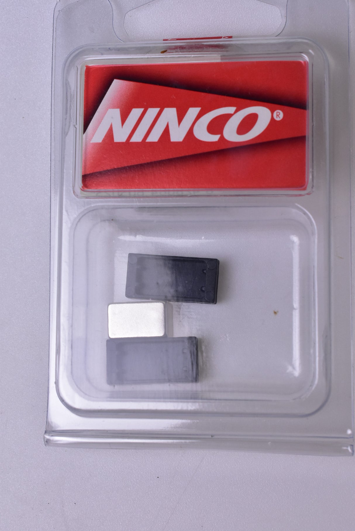 Ninco Magnet Super 13x8x3mm 1500gm x2 1/32 Slot Cars | 80302 | NINCO Slot Cars