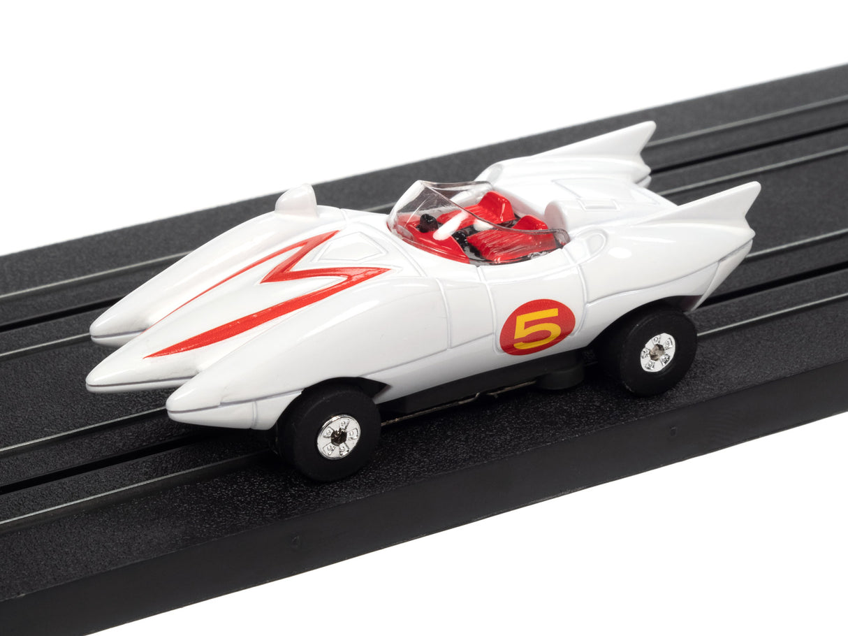 White and red toy race car with number 5 on a black track for Auto World SC372
