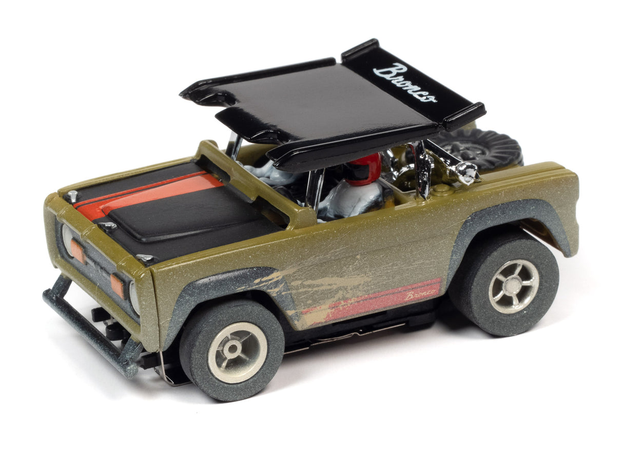 Off-Road - X-Traction - Thunderjet - Release 1 | SC375 | Auto World-Auto World-1971 Ford Baja Bronco - Green-ProTinkerToys