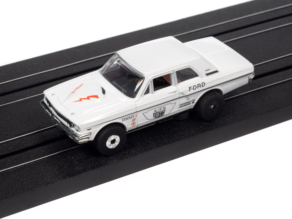 White Ford model car on a black track for Auto World SC379
