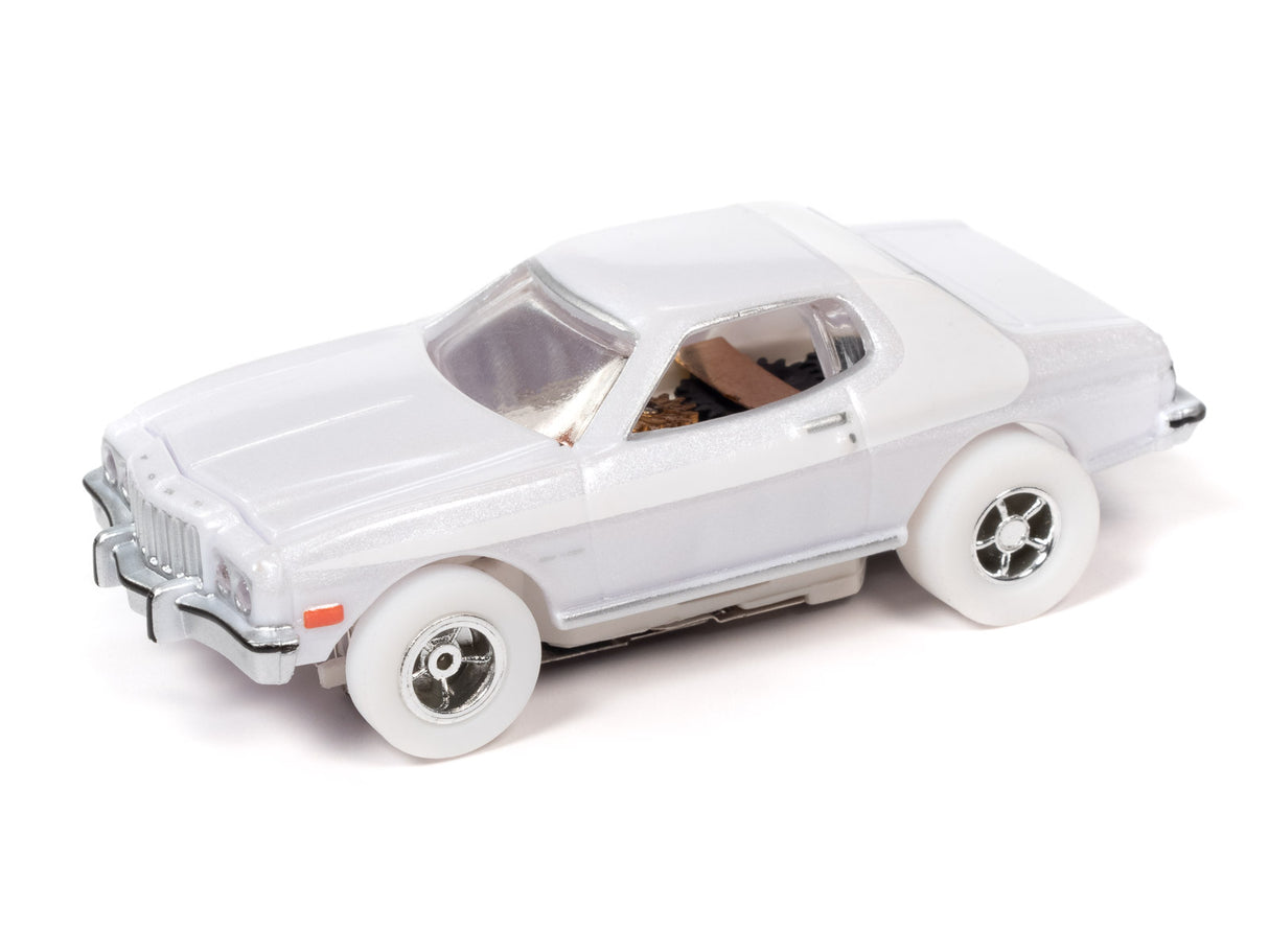 iWheels Automotive Icons – X-Traction R2 - Hobby Exclusive | SC402 | Auto World