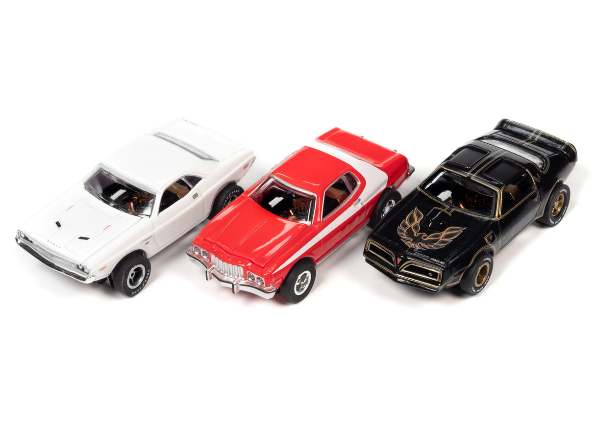 Automotive Icons – X-Traction R2 - Hobby Exclusive | SC402 | Auto World