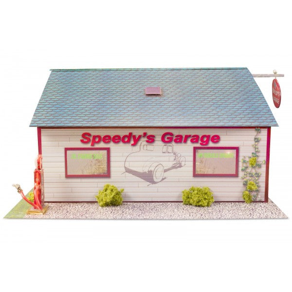 Model kit of Speedy's Garage with blue roof and white siding for Innovative Hobby Supply BK6422