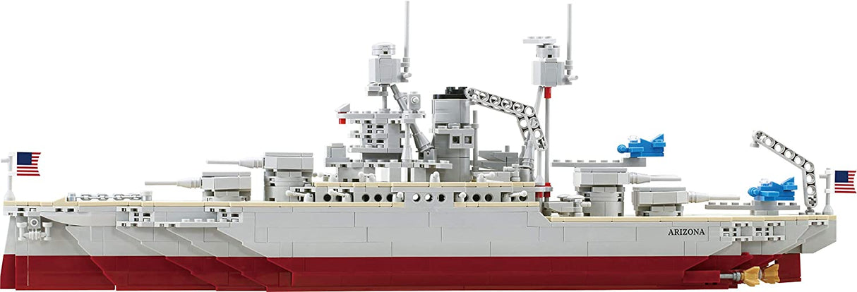 Model of the USS Arizona battleship, featuring detailed weaponry and American flags for Oxford OXF38222