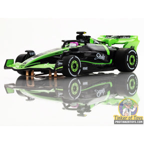 Black and green Sauber F1 race car model, front view for AFX/Racemasters 22092