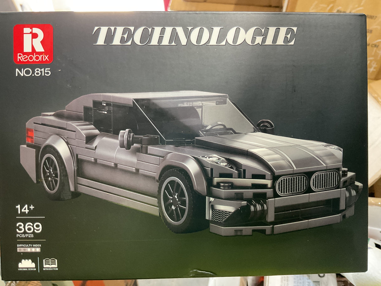 1/24 BMW 2 Series (369 Pcs) | REO00815 | Reobrix