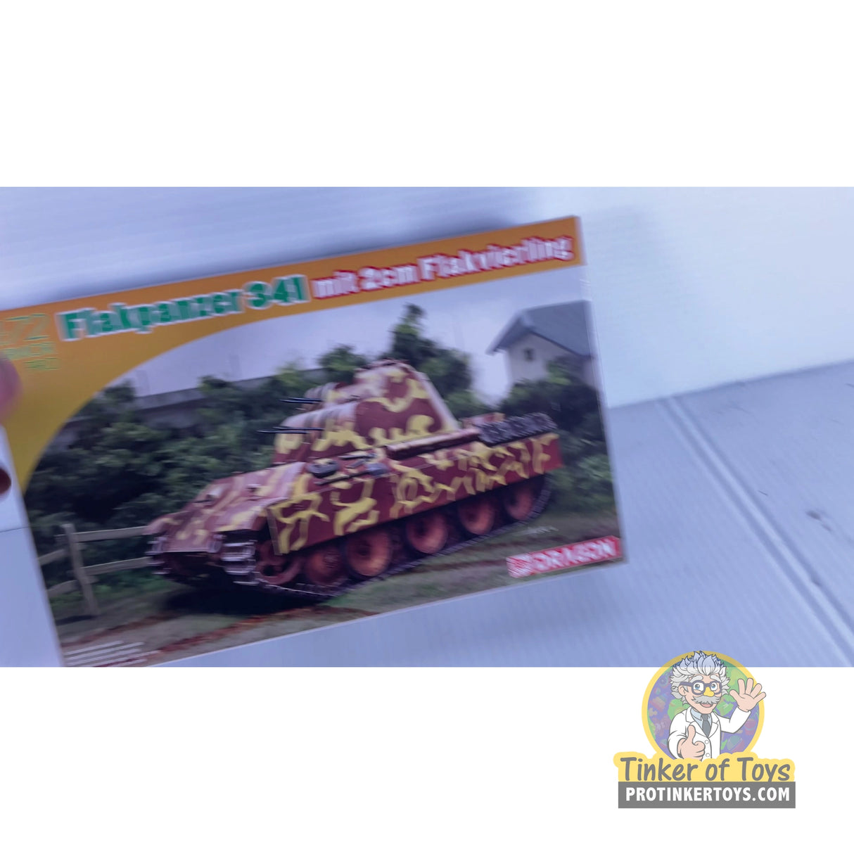 Flakpanzer 341 mit 2cm Flakvierling 1:72 | PENDING-1692001-07031259-C070 | Dragon