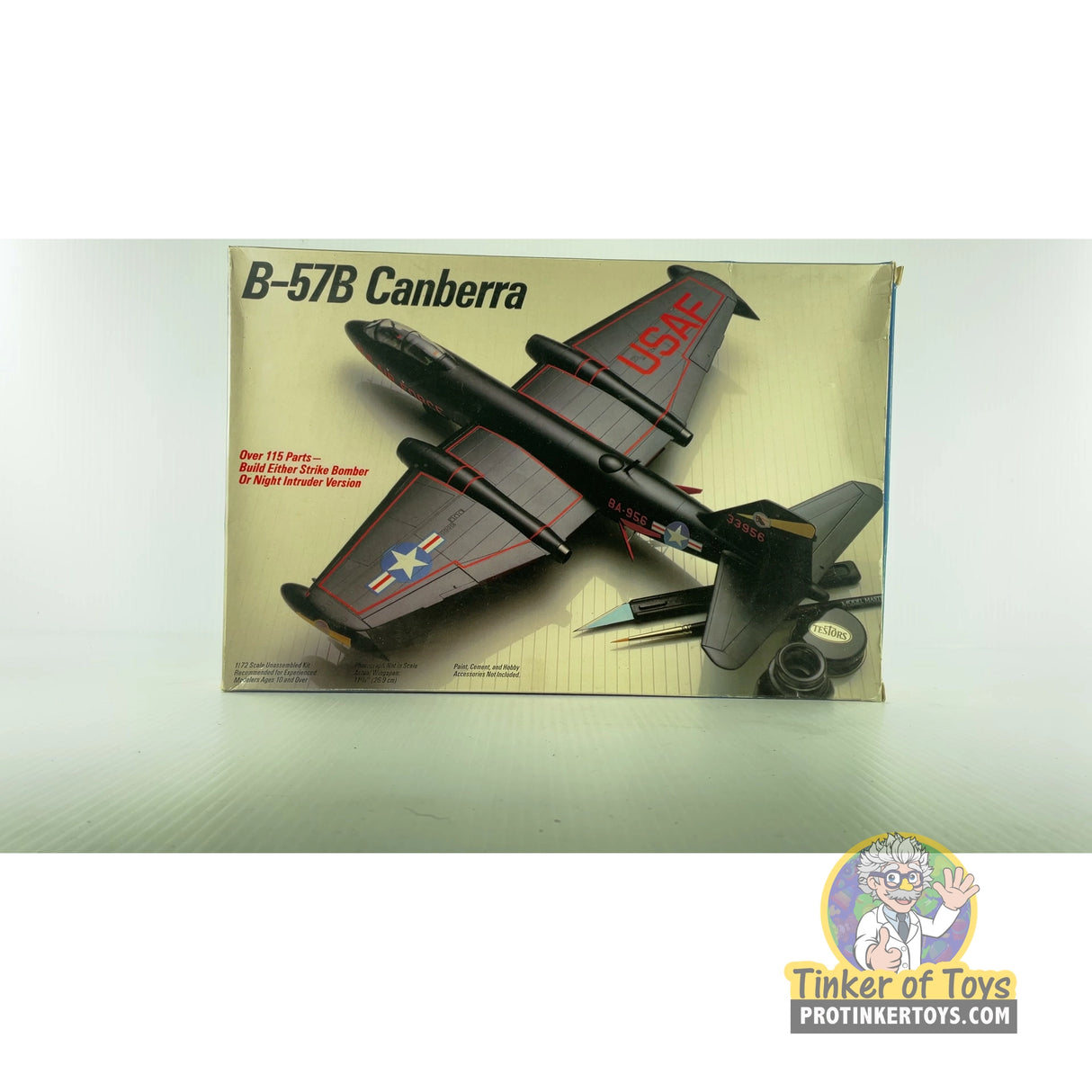 Martin B-57B Canberra 1:72 | 698 | Italeri