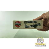 Douglas Dauntless 1:72 | PENDING-1692001-07061523-C118 | Airfix