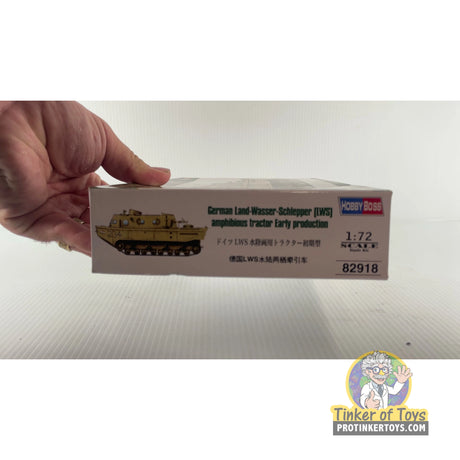 German Land-Wasser-Schlepper (LWS) amphibious tractor Early production 1:72 | PENDING-1692001-07071328-C137 | Hobby Boss