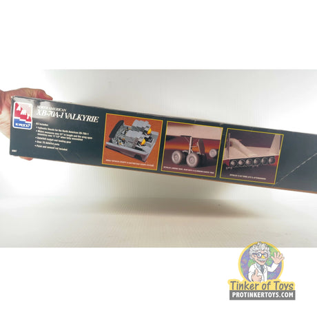 North American XB-70A-1 Valkyrie 1:72 | PENDING-1692001-07071455-C186 | Needs Brand Review