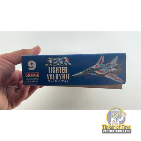 VF-1J Fighter Valkyrie 1:100 | PENDING-1692001-07071542-C210 | Arii