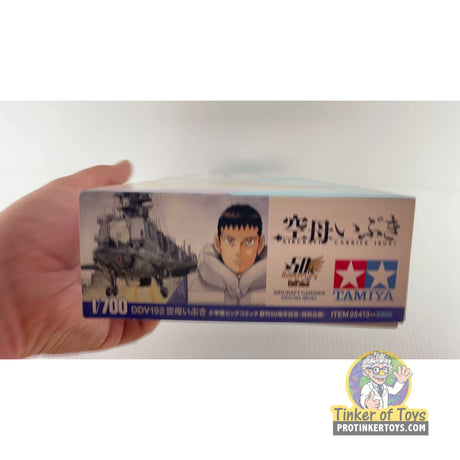 Aircraft Carrier Ibuki DDV192 Ibuki 1:700 | 25413 | Tamiya