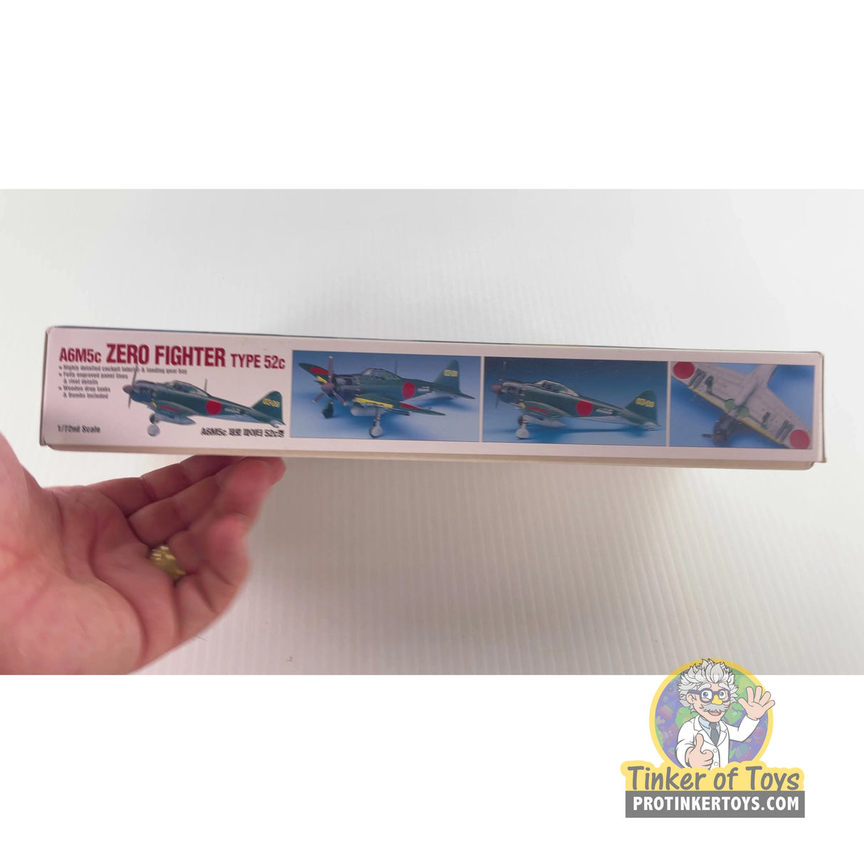 A6M5c Zero Fighter Type 52c 1:72 | 12402 | Academy