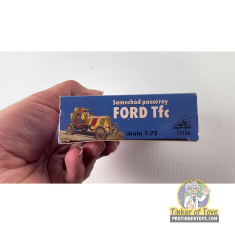 Samochód pancerny Ford Tfc 1:72 | 72100 | Needs Brand Review