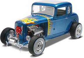 Blue 1932 Ford coupe model kit with flames and red accents for Revell 14228, front view