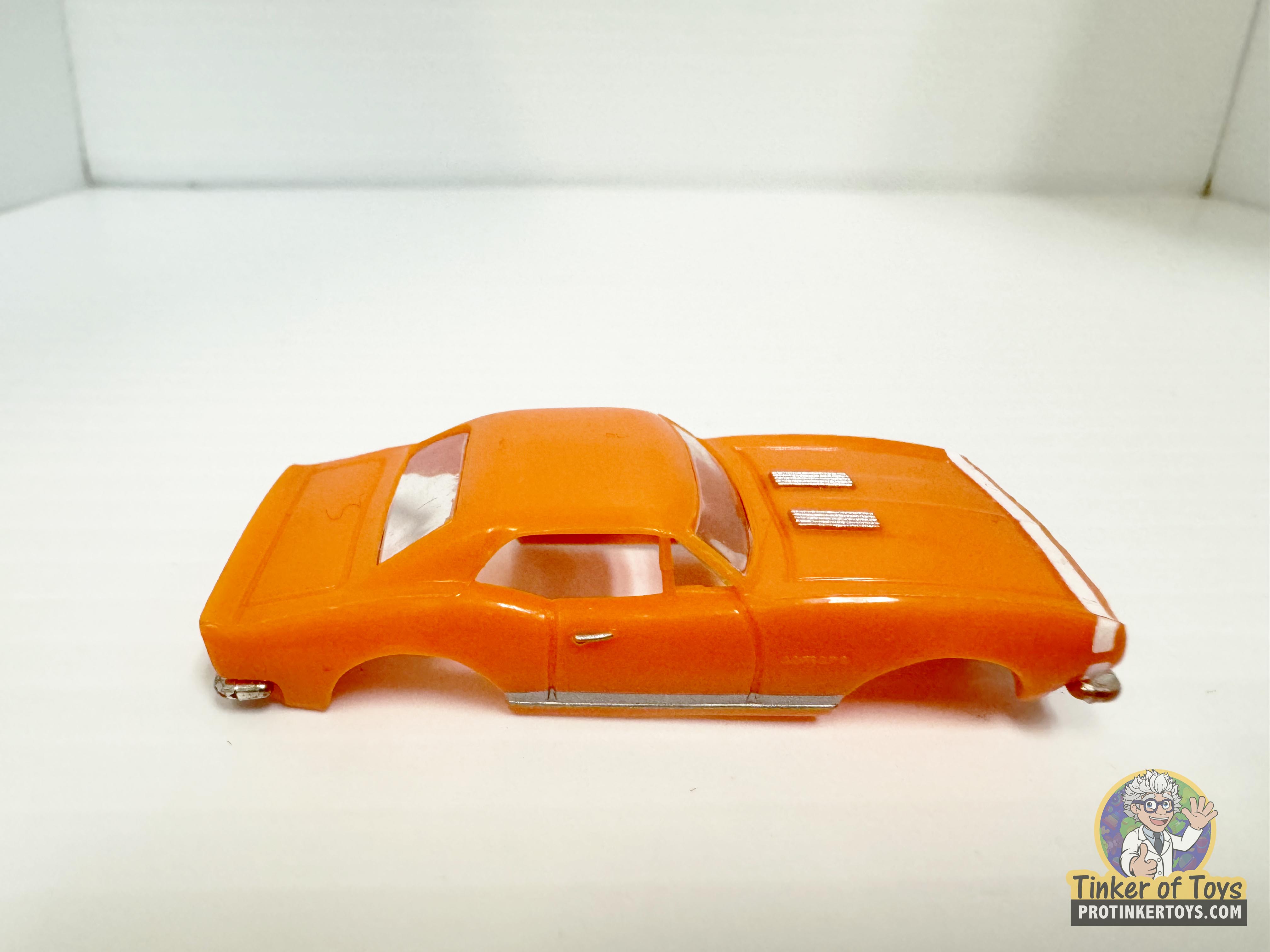 1967 Camaro Orange White Stripe | MM02061 | Model Motoring
