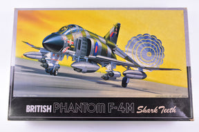 British Phantom F-4M Shark Teeth model kit box art featuring the jet aircraft for Fujimi Model Kit 7AH9