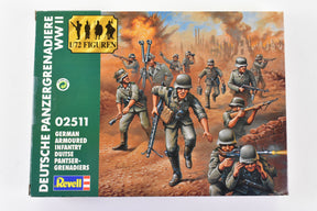 German WWII armored infantry figures set, 1/72 scale model kit for Revell 02511