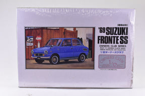 Blue 1969 Suzuki Fronte SS model kit box art for Arii 51006