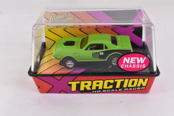 Plymonth Hemi Cuda Green Xtraction Chassis Ho Scale Racer | 401-6 | Auto World