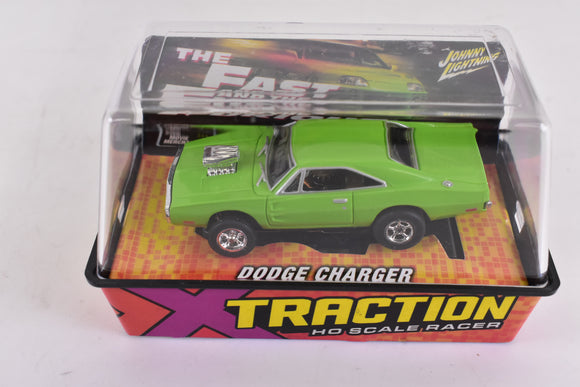 Dodge Charger Green  Xtraction Chassis Ho Scale Racer | 503-7 | Auto World