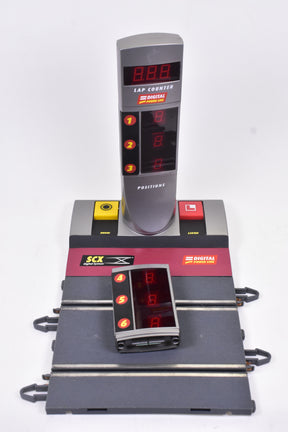 Digital lap counter with multiple position displays and control panel for SCX Old Digital 25030B