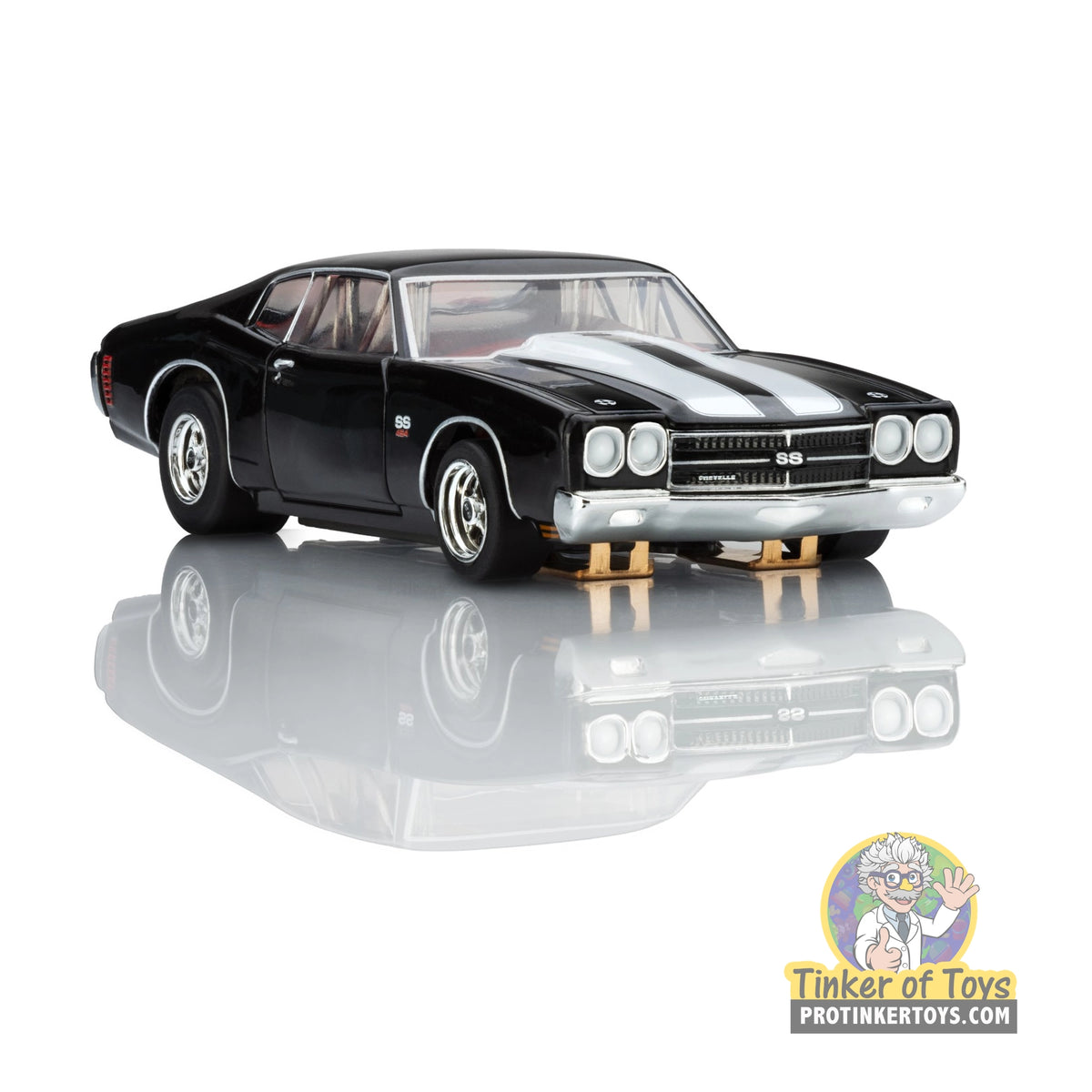 AFX 22118 1970 Chevelle LS6 SS 454 black and white, front right angle