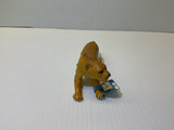 Lioness figurine standing next to a small blue and white box for Mamejo MAJ55053