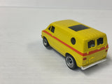 Aurora AFX magnatraction custom van yellow with orange stripe special chassis | 1922 | Aurora - AFX
