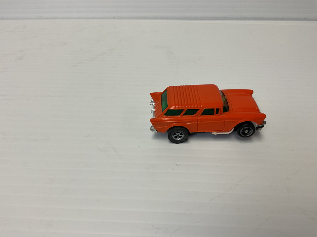 Aurora AFX magnatraction 1957 Chevy nomad l orange  white pipes, | 1903 | Aurora - AFX