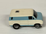 Aurora AFX magnatraction Ford Street Van White/Blue  | 1943 | Aurora - AFX