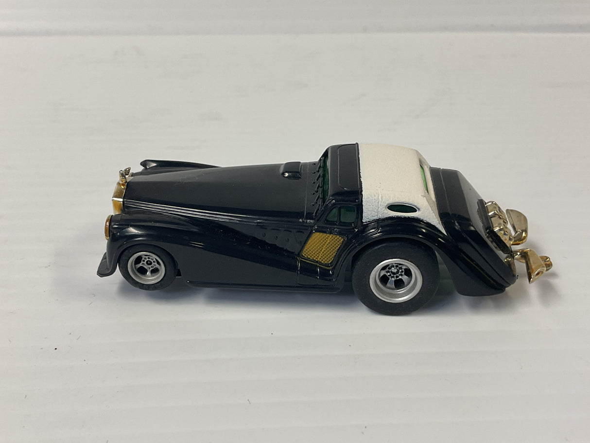 Aurora AFX magnatraction Roarin Rolls “ golden ghost “ black white roof special chassis | 1923 | Aurora - AFX