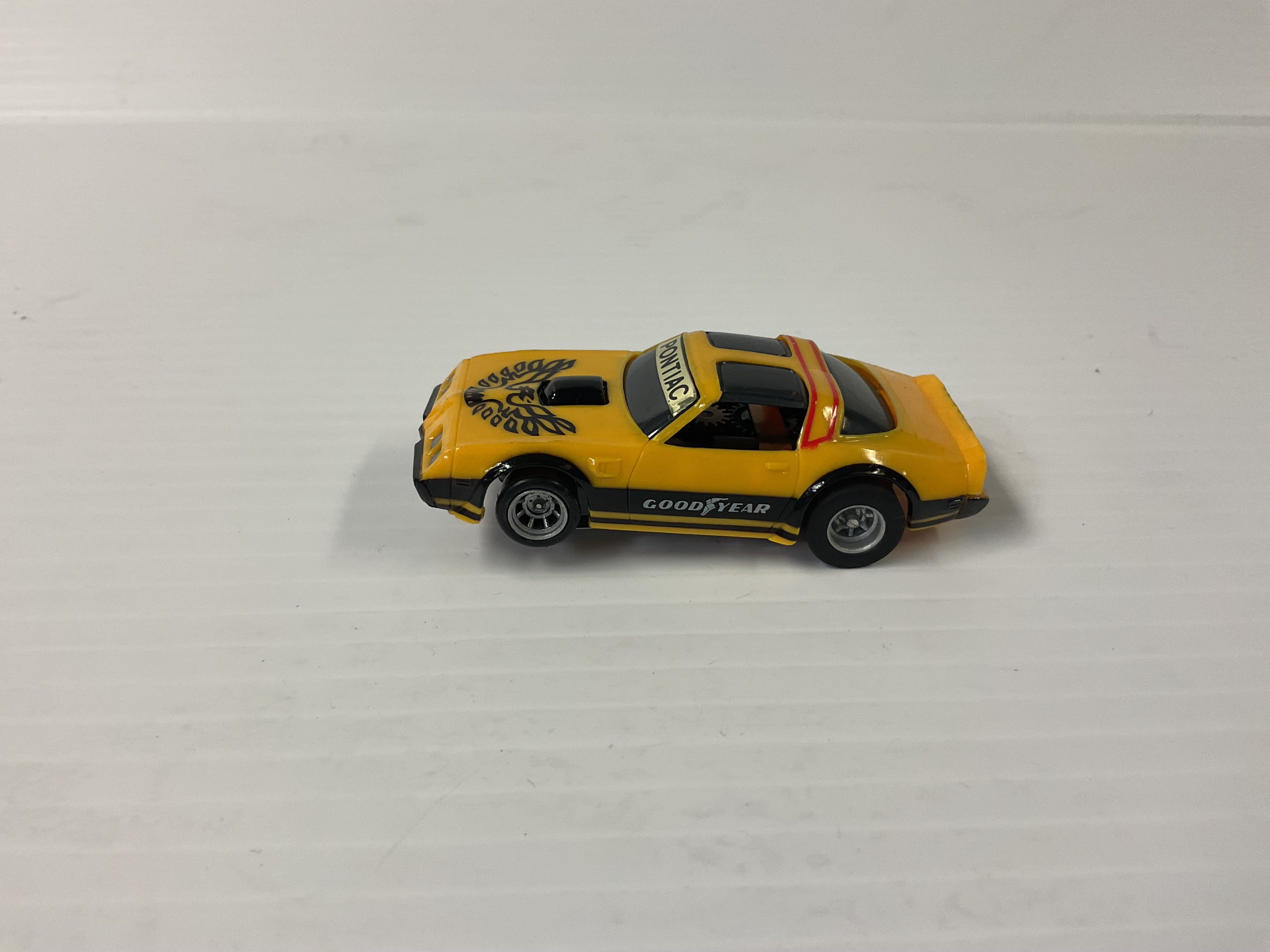 Tomy/Aurora AFX magnatraction Pontiac, Firebird Trans Am, mustard