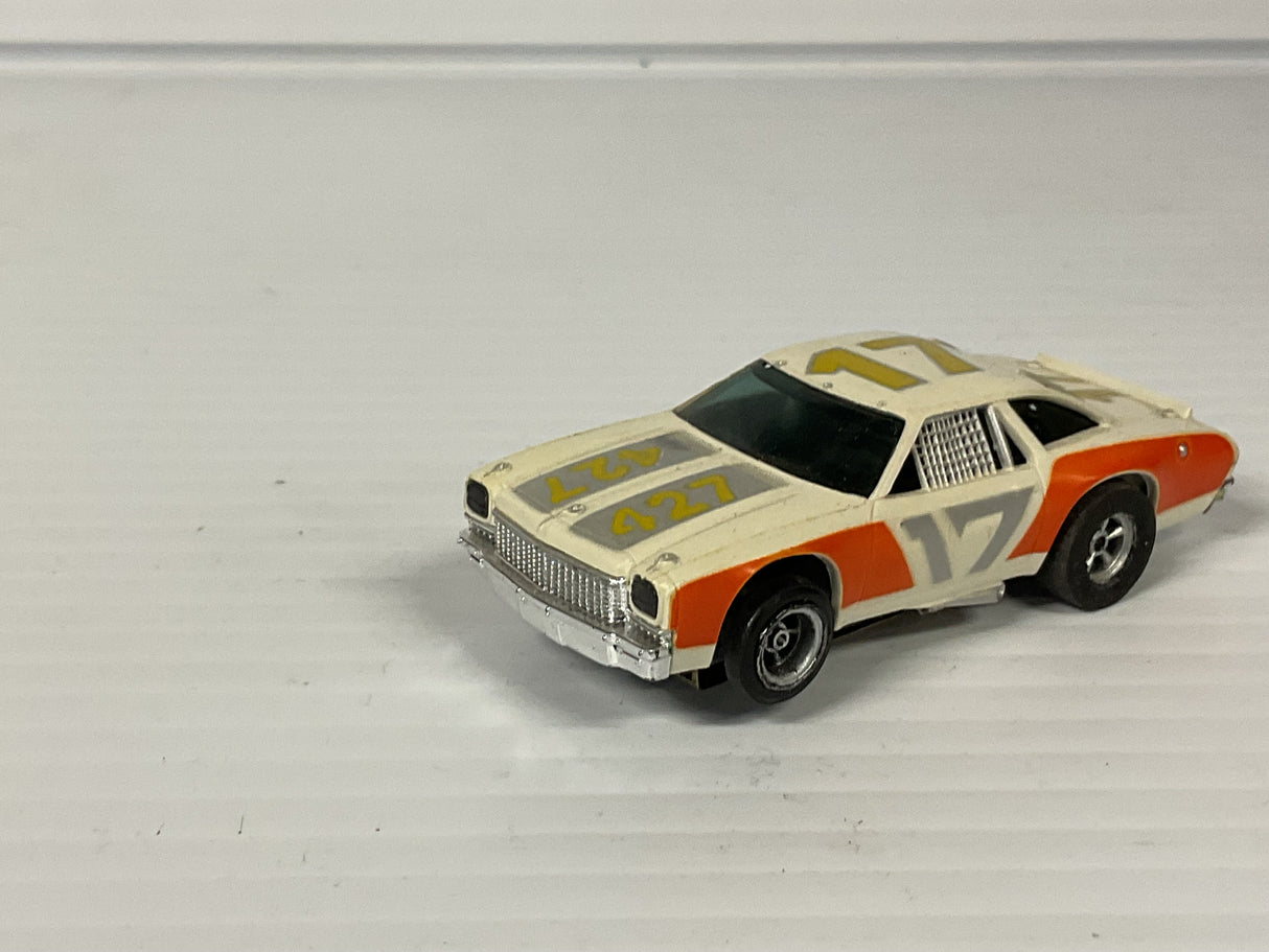 Aurora AFX magnatraction lighted Chevelle Stocker white/orange #17  | 1929 | Aurora - AFX